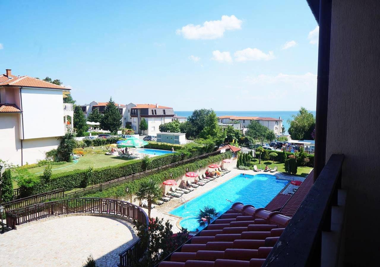 Dom-El Real Apartments Amphora Sveti Vlas Dış mekan fotoğraf