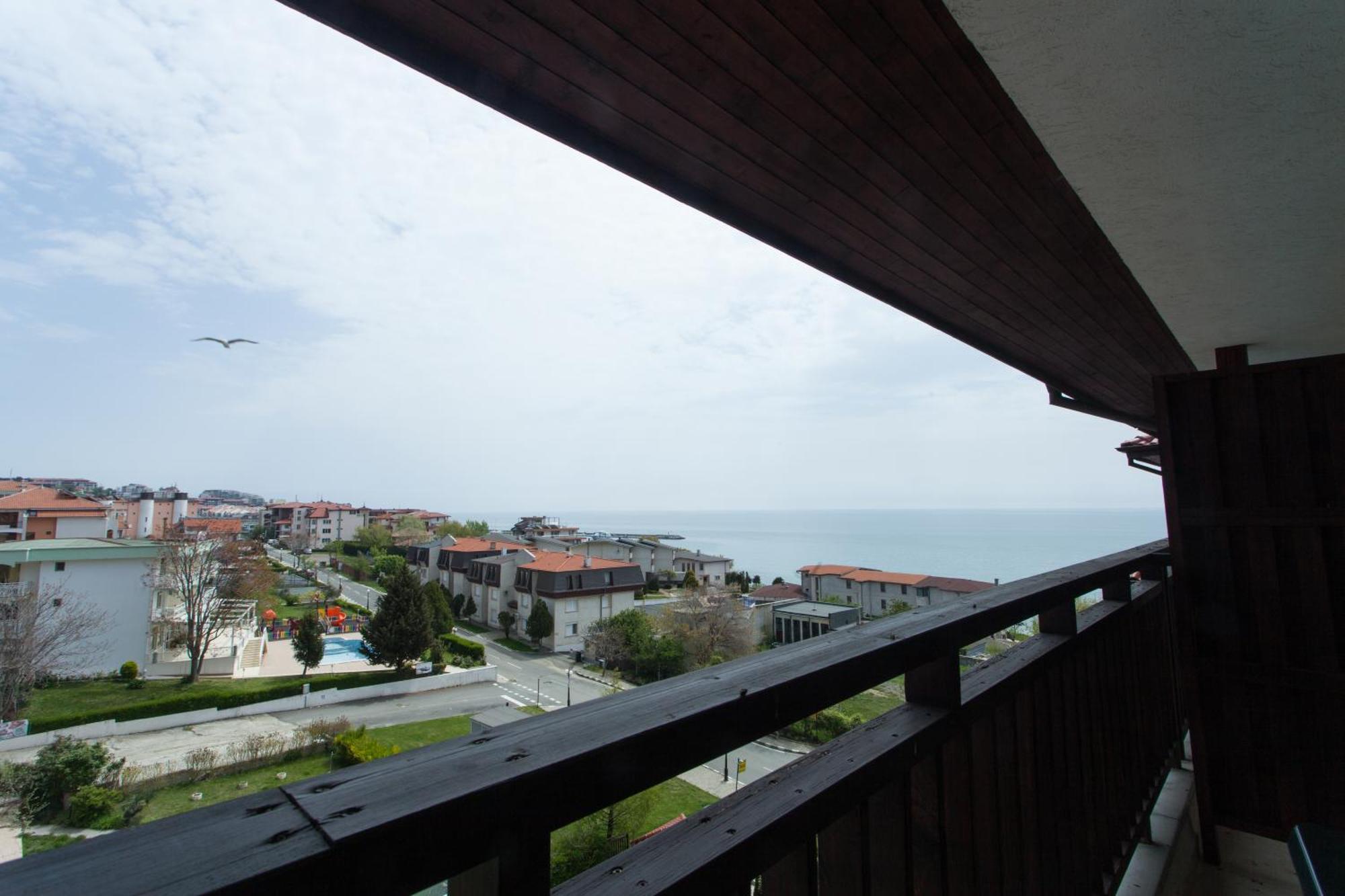 Dom-El Real Apartments Amphora Sveti Vlas Dış mekan fotoğraf