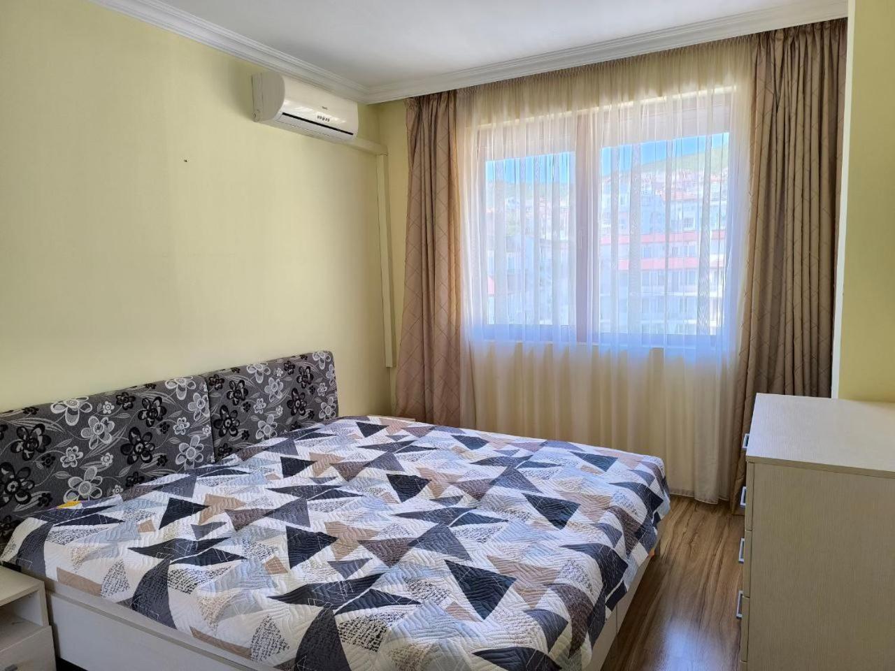 Dom-El Real Apartments Amphora Sveti Vlas Dış mekan fotoğraf